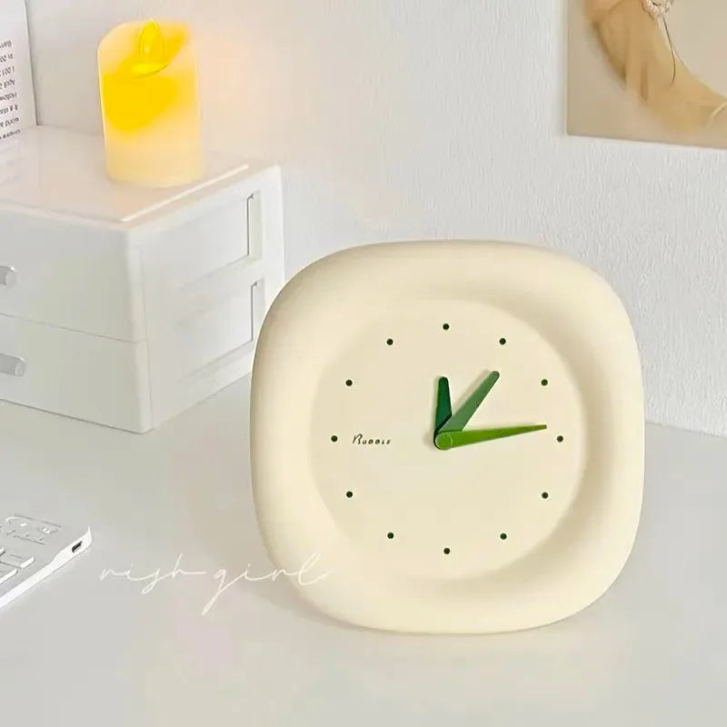 Nordic Round Clock